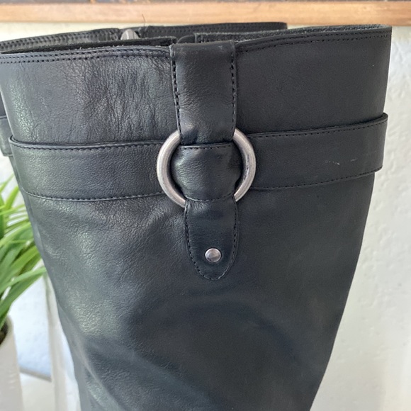 Johnson & Murphy leather knew high heeled boots - Picture 2 of 6